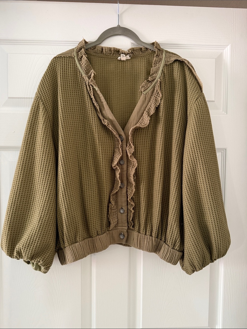 POL Olive Green Waffle-Knit Ruffle Button-Front Top